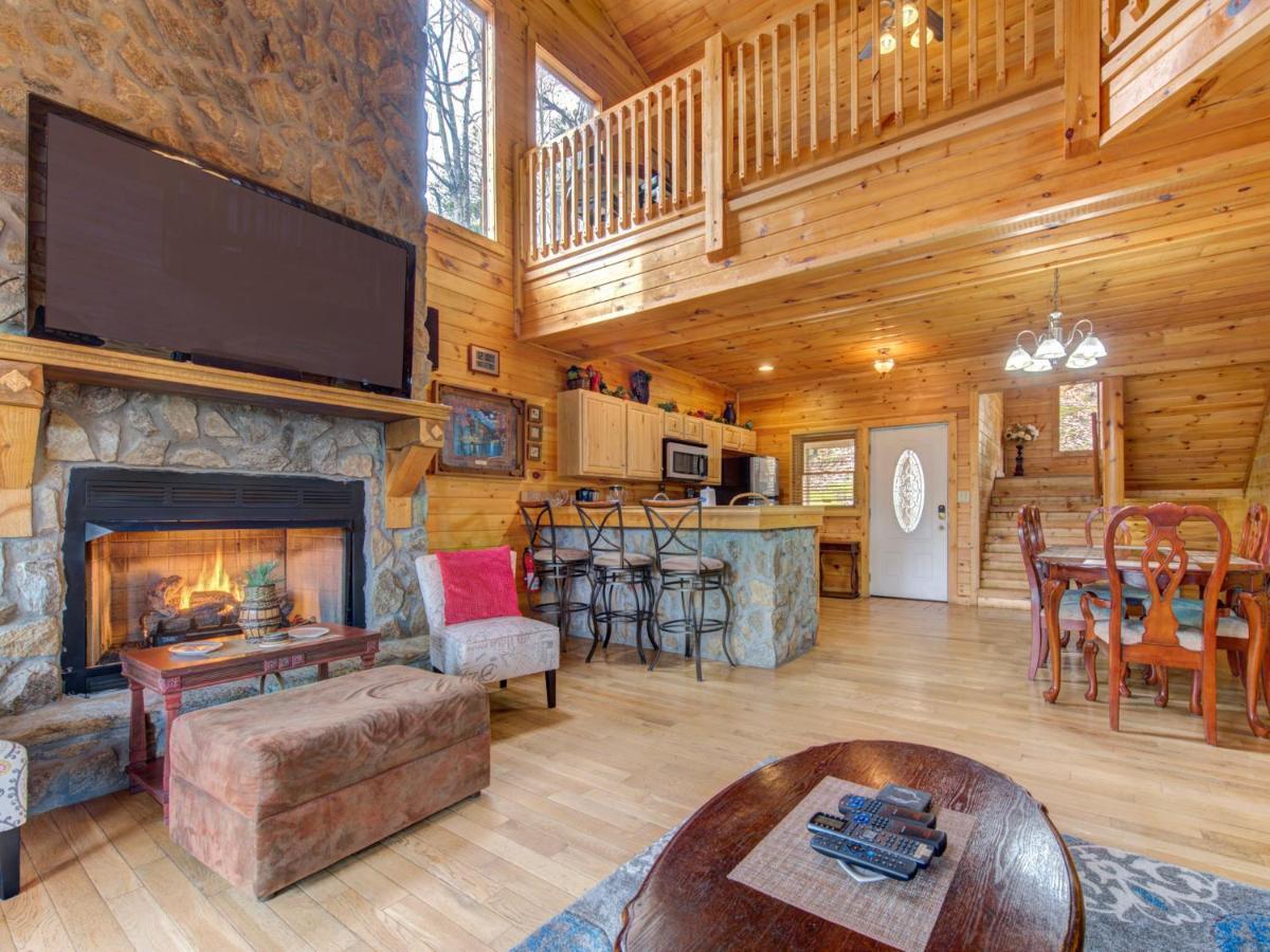 Splashing Sunrise, 2 Bedrooms, Private Pool, Arcade, Hot Tub, Sleeps 6 Pigeon Forge Ngoại thất bức ảnh