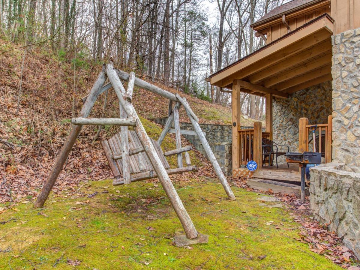 Splashing Sunrise, 2 Bedrooms, Private Pool, Arcade, Hot Tub, Sleeps 6 Pigeon Forge Ngoại thất bức ảnh