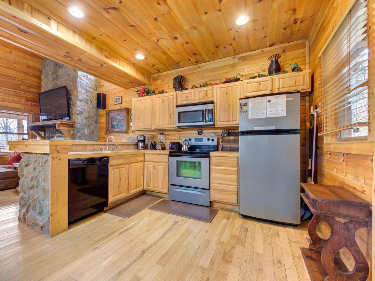 Splashing Sunrise, 2 Bedrooms, Private Pool, Arcade, Hot Tub, Sleeps 6 Pigeon Forge Ngoại thất bức ảnh
