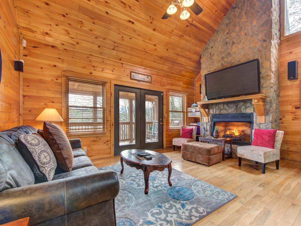 Splashing Sunrise, 2 Bedrooms, Private Pool, Arcade, Hot Tub, Sleeps 6 Pigeon Forge Ngoại thất bức ảnh