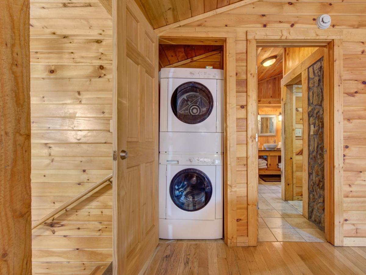 Splashing Sunrise, 2 Bedrooms, Private Pool, Arcade, Hot Tub, Sleeps 6 Pigeon Forge Ngoại thất bức ảnh